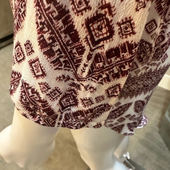 Daniel Rainn Boho Maroon and Cream Blouse Size M - Picture 5 of 6